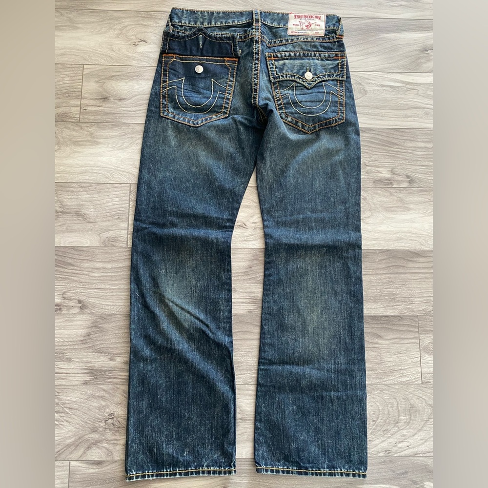 Men’s True Religion Jeans. Size 33. Bootcut - Picture 2 of 7